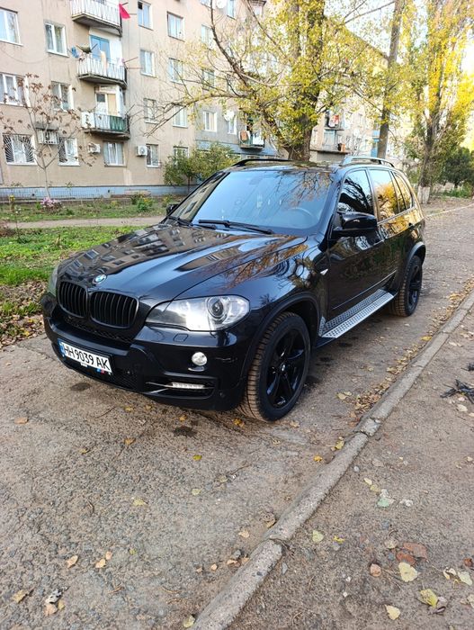Продам БМВ х5 е70