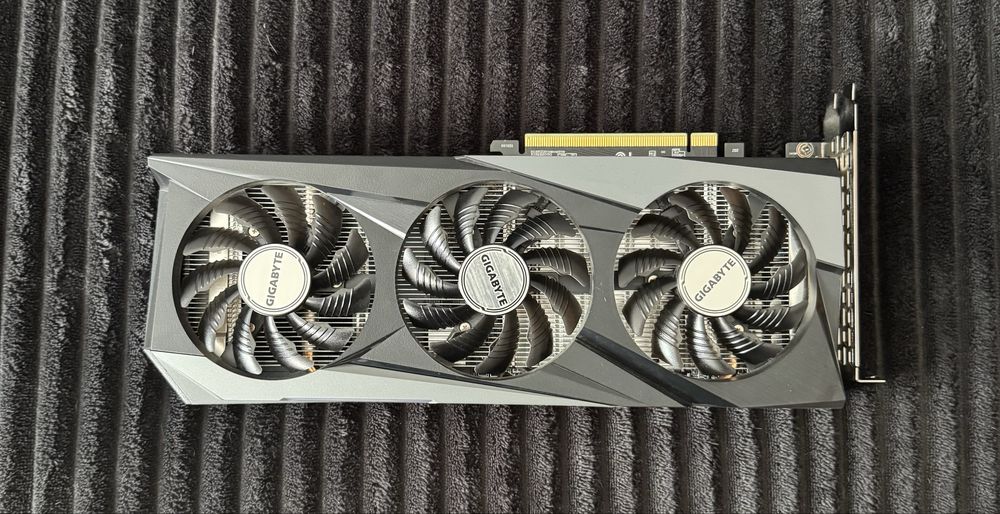 Gigabyte GeForce RTX 3050 GAMING OC 8G