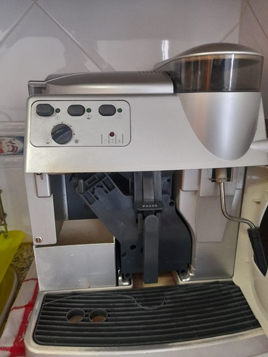Máquina de café.