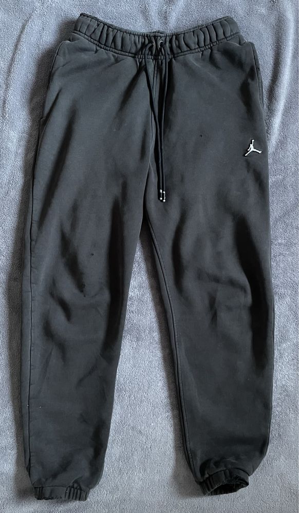 Jordan Essentials Spodnie Czarne Dresowe Męskie