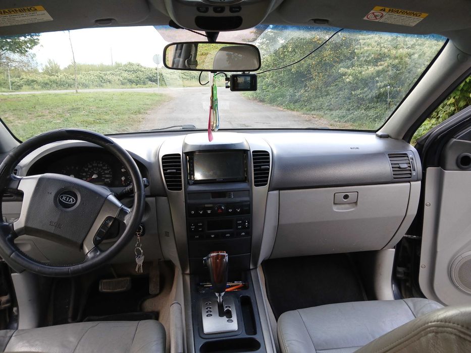 Kia Sorento. 2.5 Дизель Автомат.