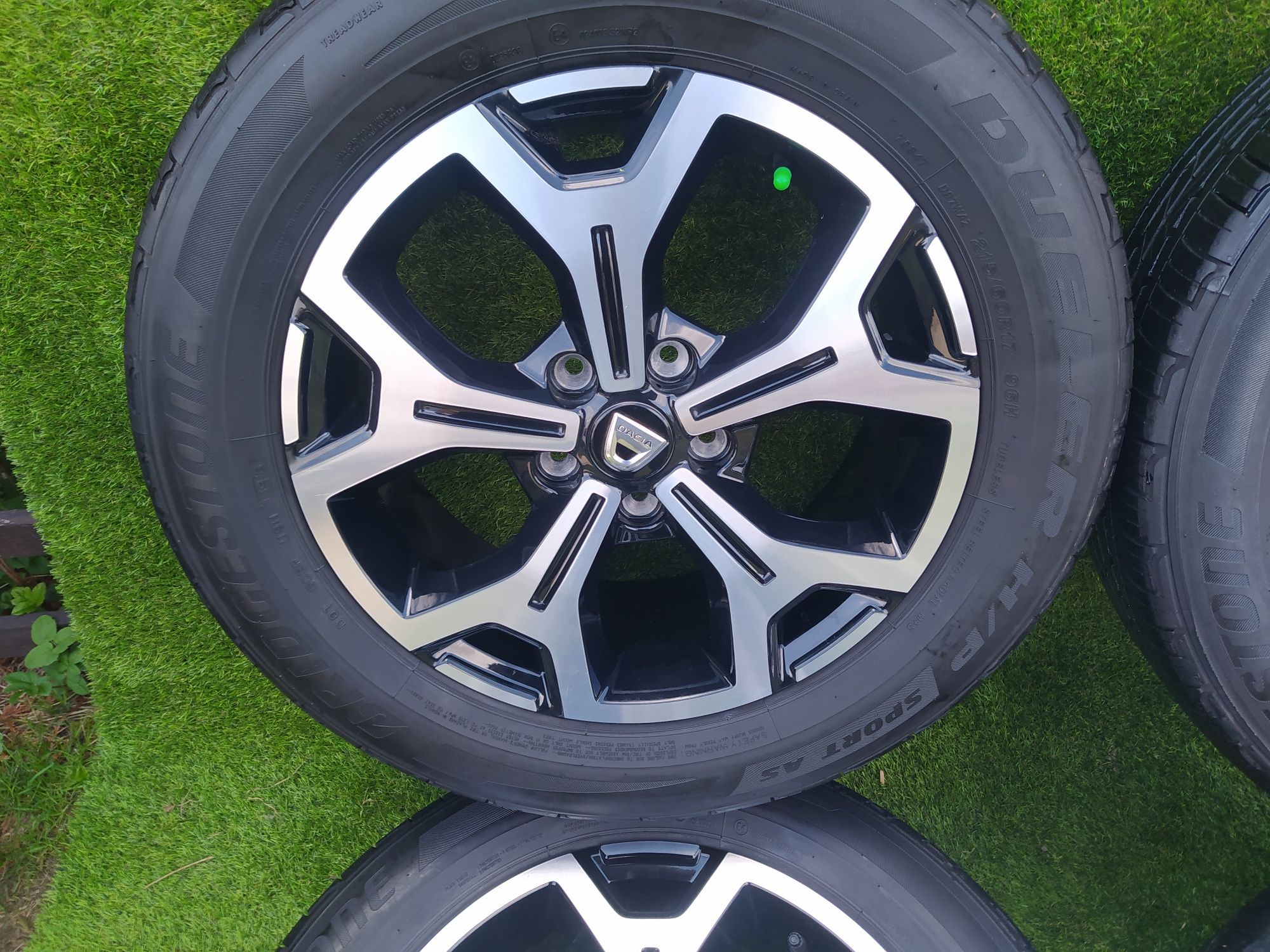 Felgi koła Dacia Duster 215/60 R17 Lato