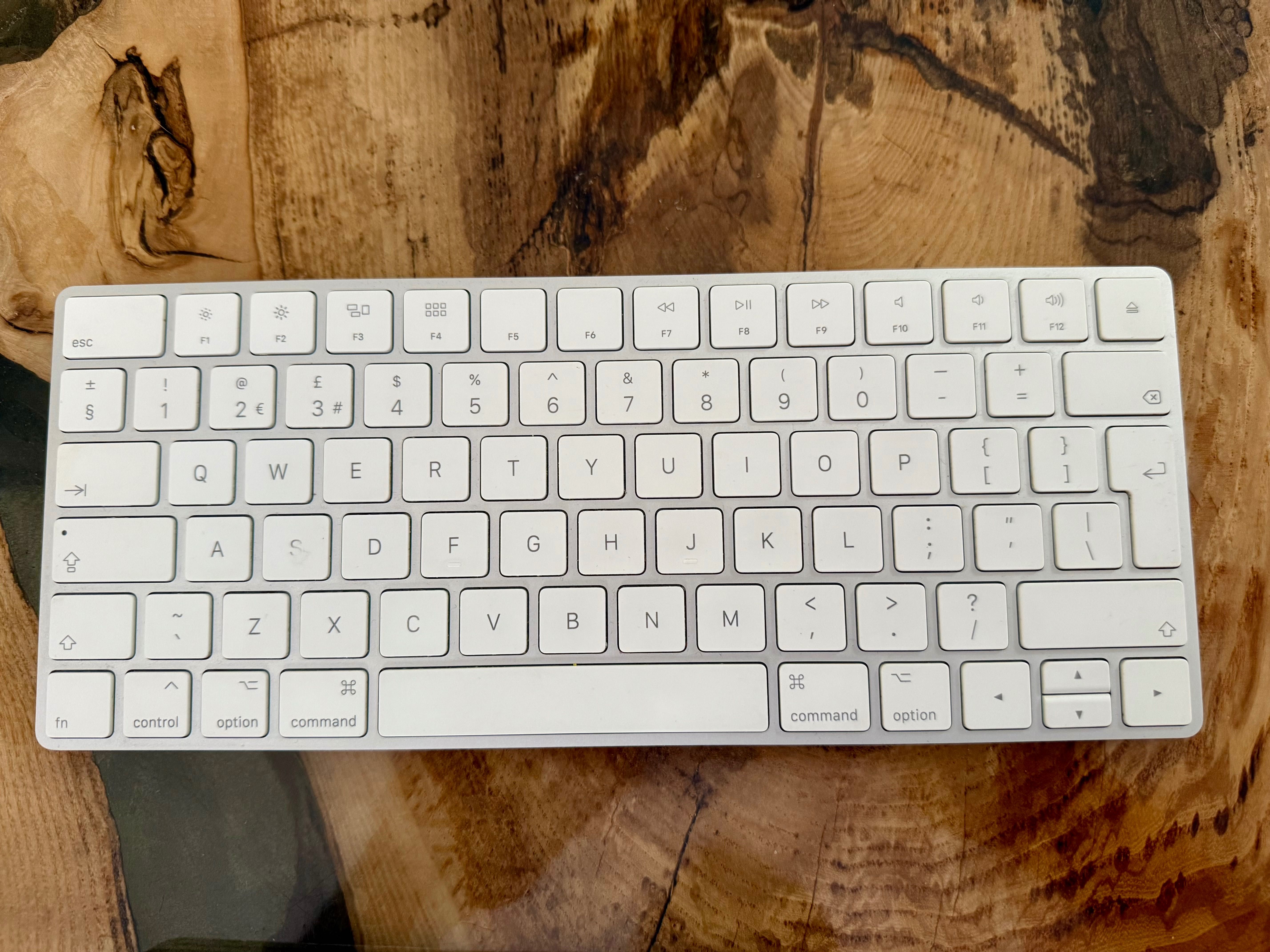 Apple Magic Keyboard 2 oraz Apple Magic Ttackpad 2