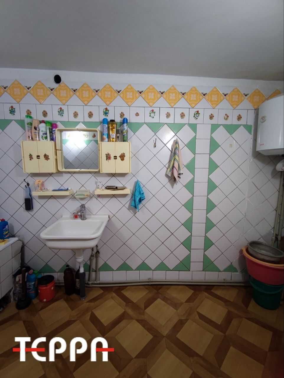 Продаж пів будинку з садом, Калантирівка