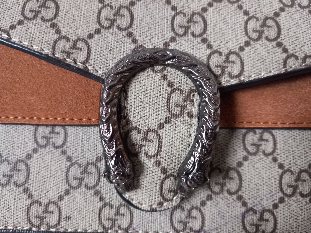 Gucci dionysus mini supreme leather