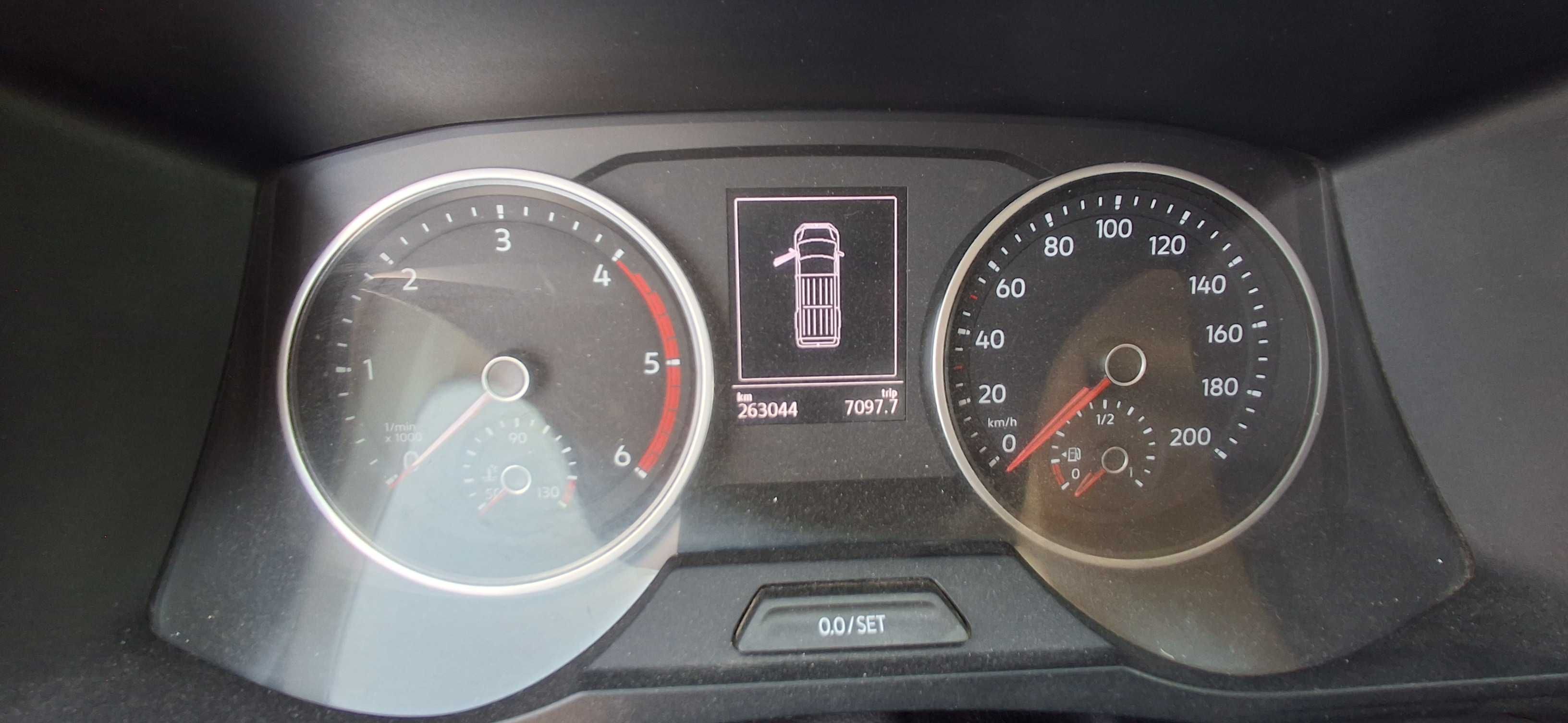 Volkswagen Crafter L4H3 2.0 TDI 140KM 2019r