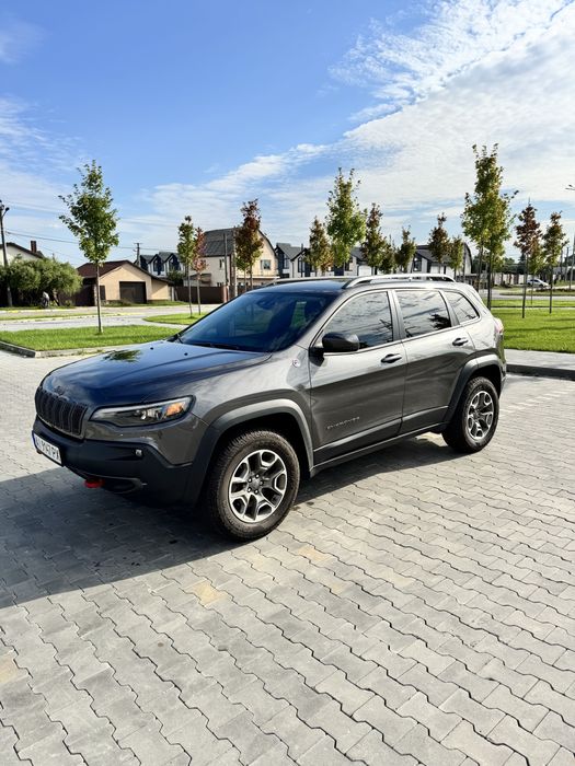 Jeep Cherokee Trailhawk 2021 року