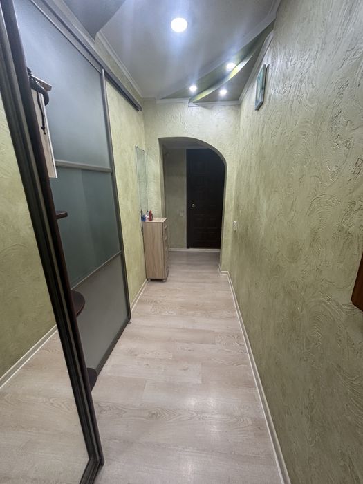 Продам 2 кімнатну квартиру в центрі або обмін на будинок