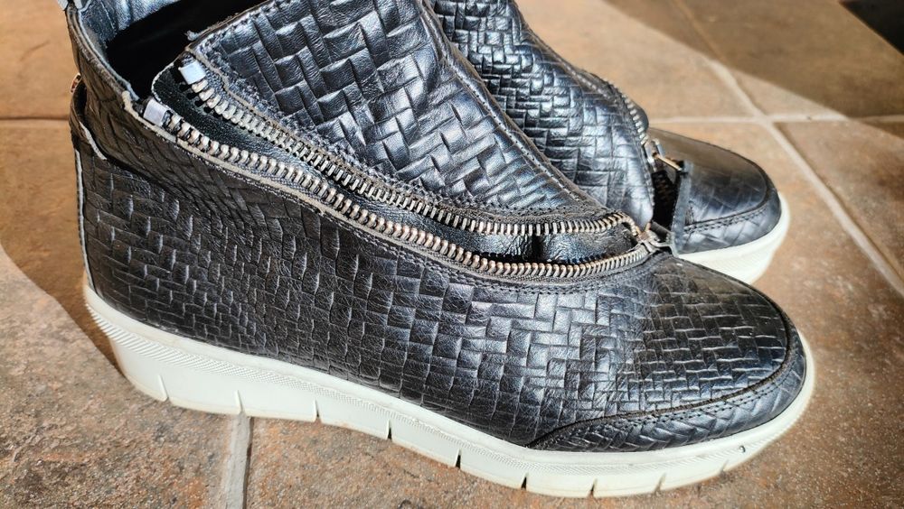 Buty skórzane czarne botki sportowe