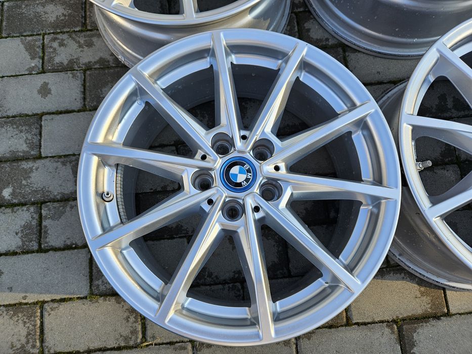 Felgi 7.5Jx17" 5x112 ET30 BMW G26 i4 G22 G23 F40  X1 U11 Audi A4 B8 B9