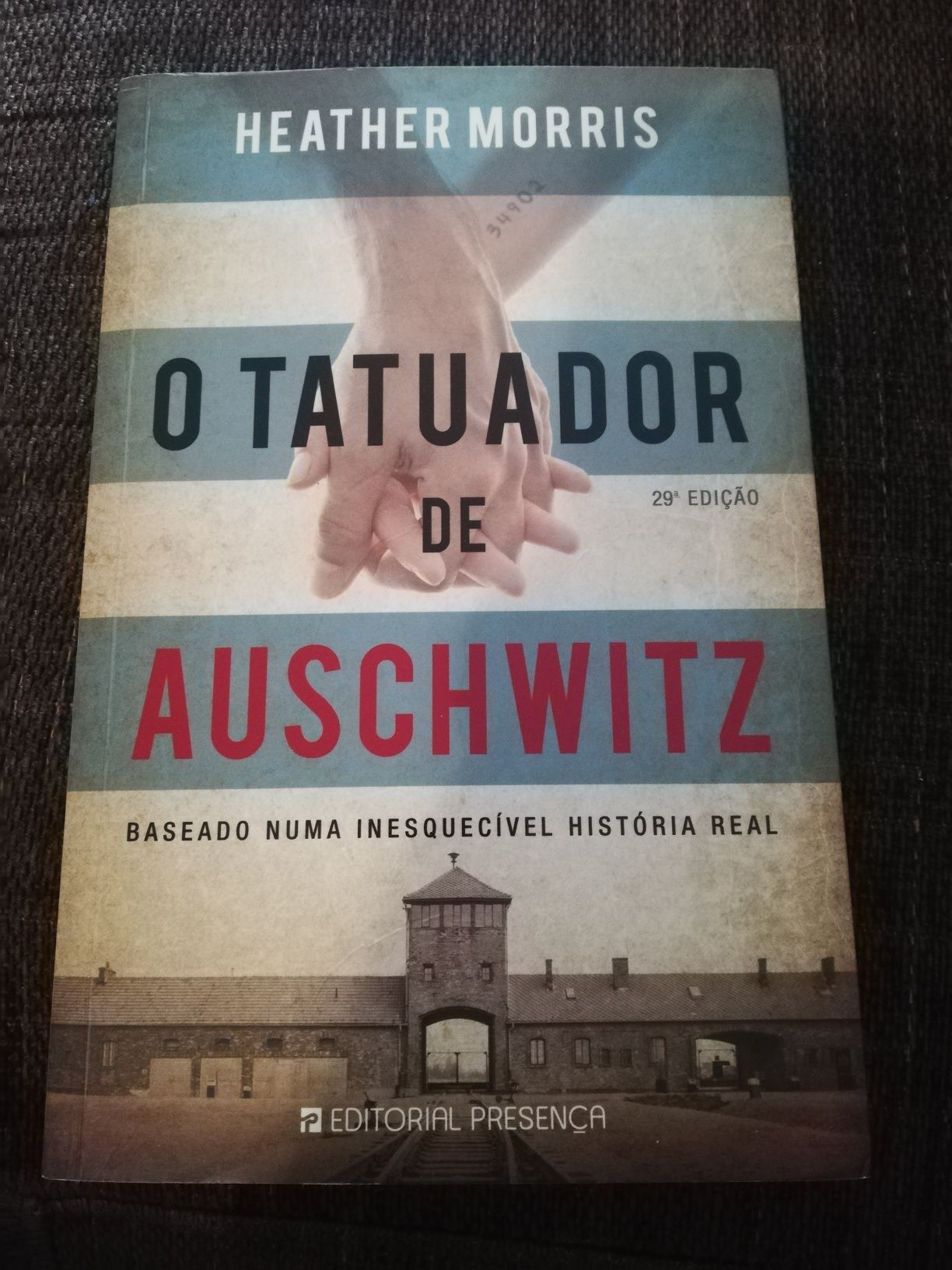 Livros sobre Auschwitz