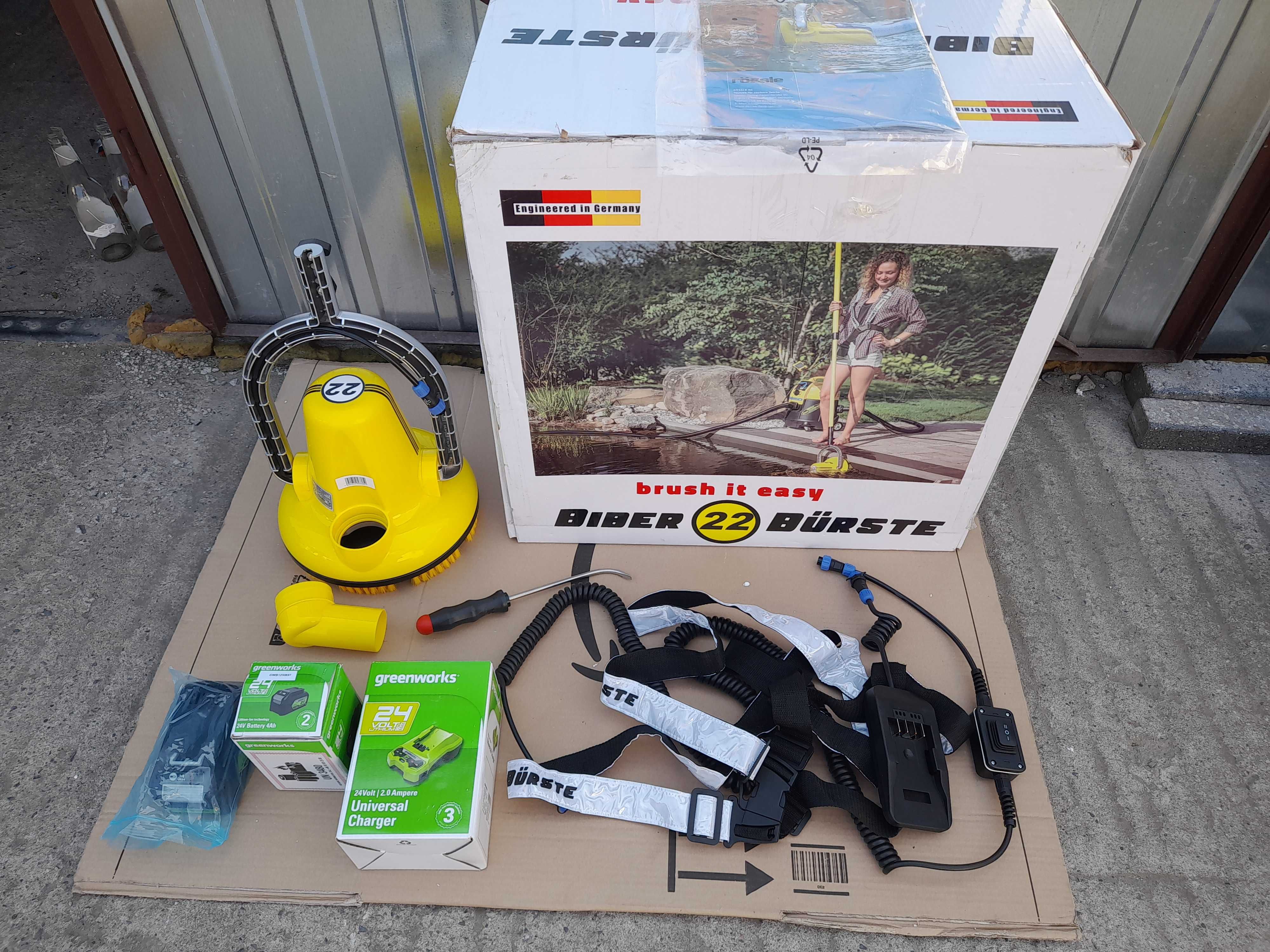 Rösle AG Biber 22 szczotka elektryczna do basenu