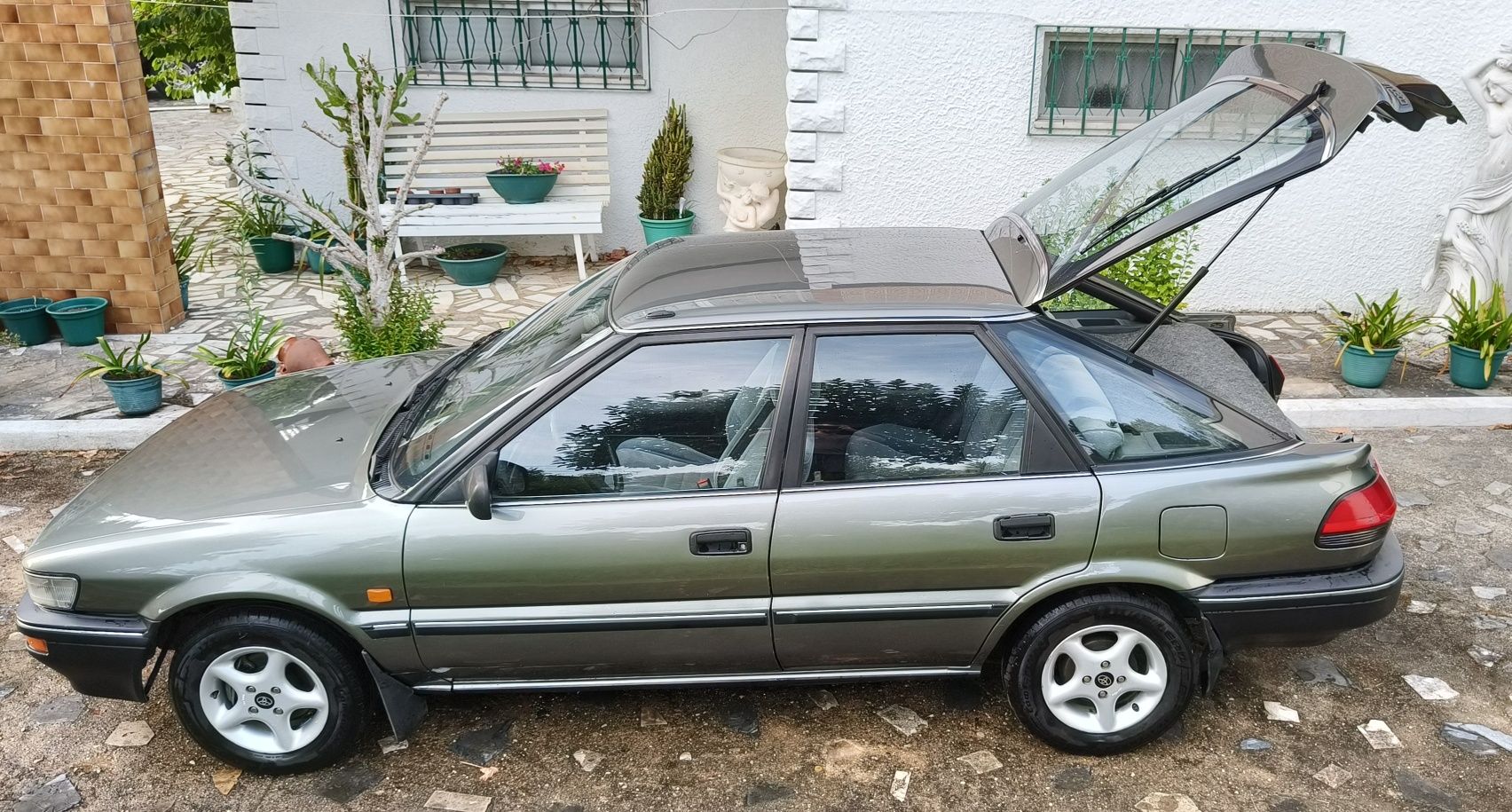 Toyota Corolla liftback