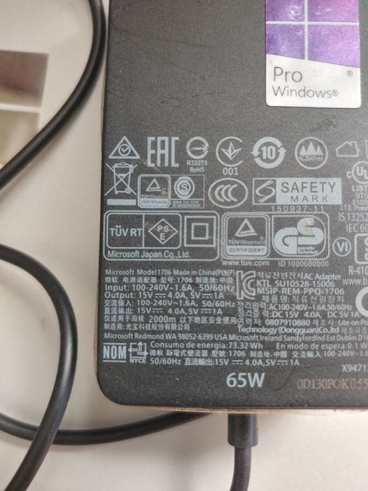 Surface book 1/2 зарядний пристрій