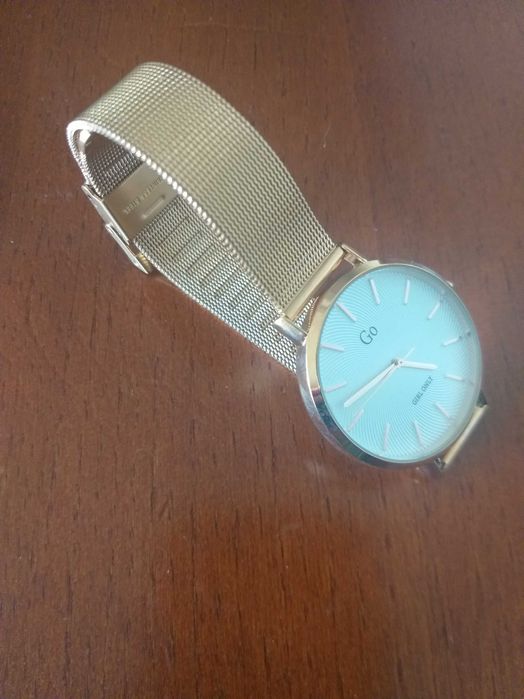 relógio gogirl dourado