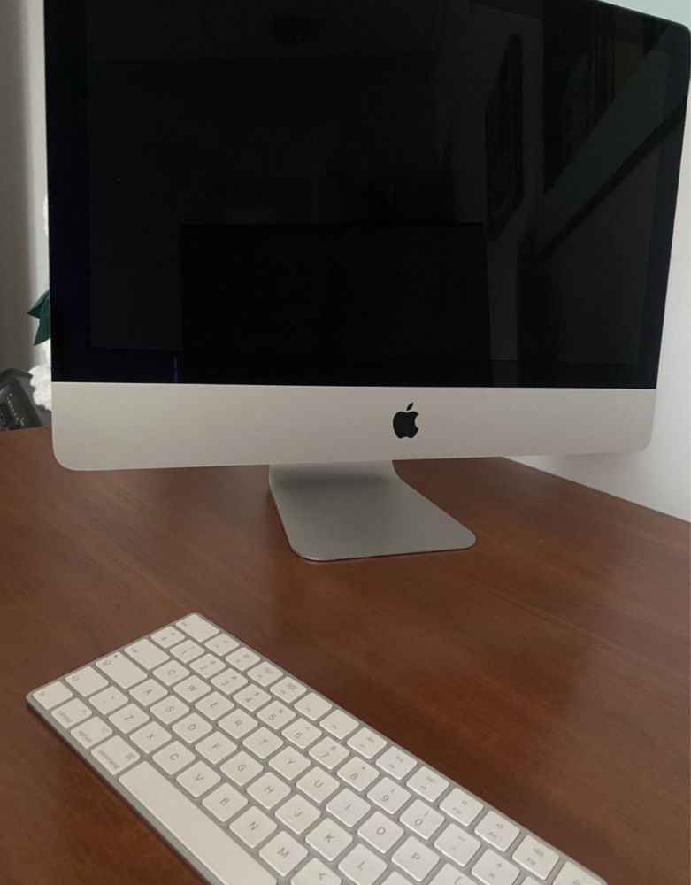 Imac 21,5cala 4K, Intel Core i3, 8GB RAM, 1TB HDD, Radeon Pro 555X