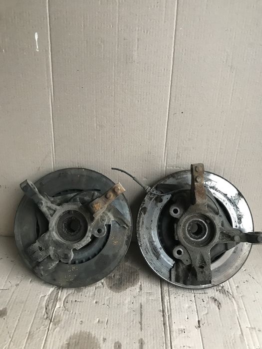 Ступиця тормозні диски Fiat Doblo 263