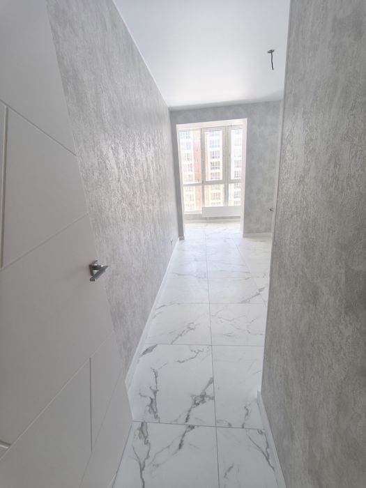 Цена с оформлением! 37 КВ.м. Новый ремонт. Без комисси.