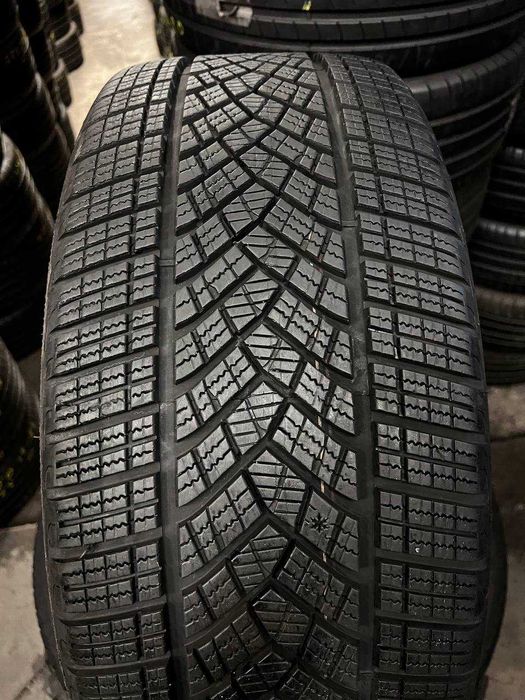 Різноширокі 245/45 285/40 R20 GOODYEAR ULTRAGRIP PERFORMANCE (90%прот)