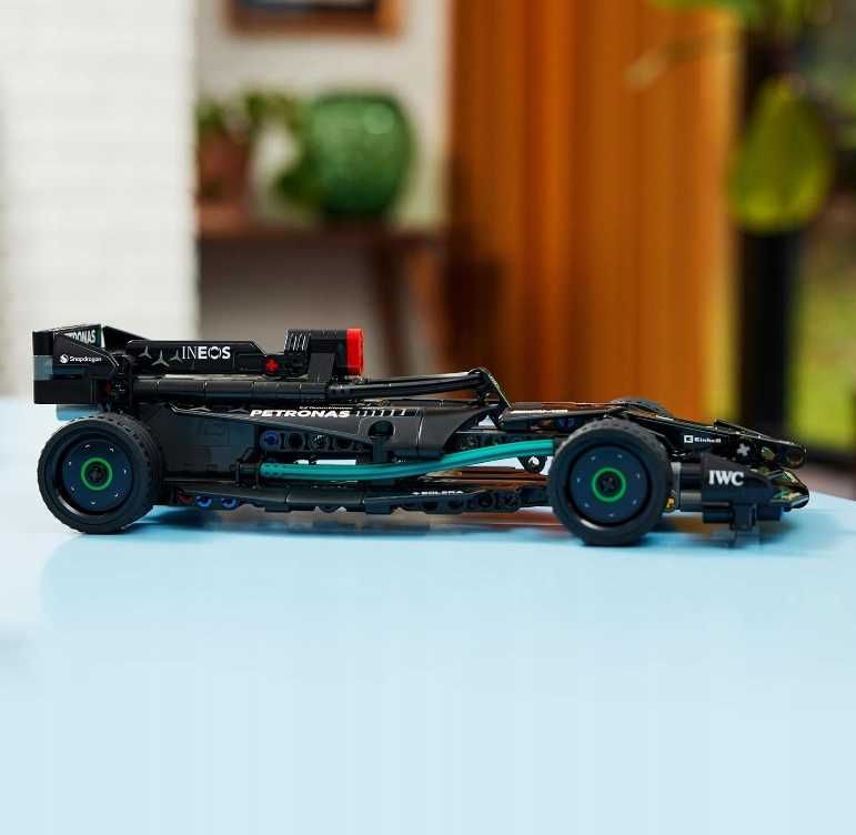 LEGO Technic Mercedes-AMG F1 Samochód Wyścigowy Zabawka Klocki Prezent