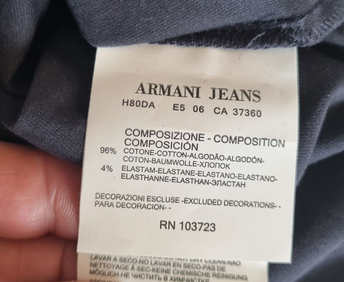 T-shirt Armani Jeans - nova
