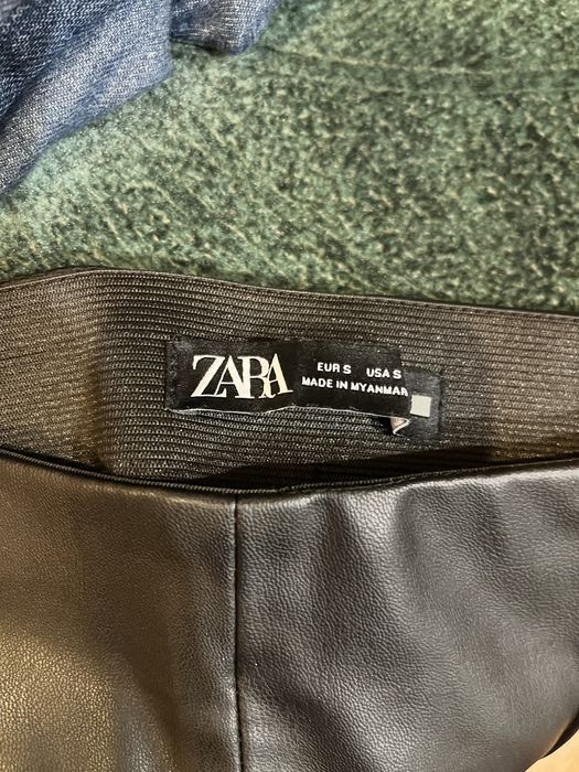 Штани шкіряні Zara кльош, джинси мом