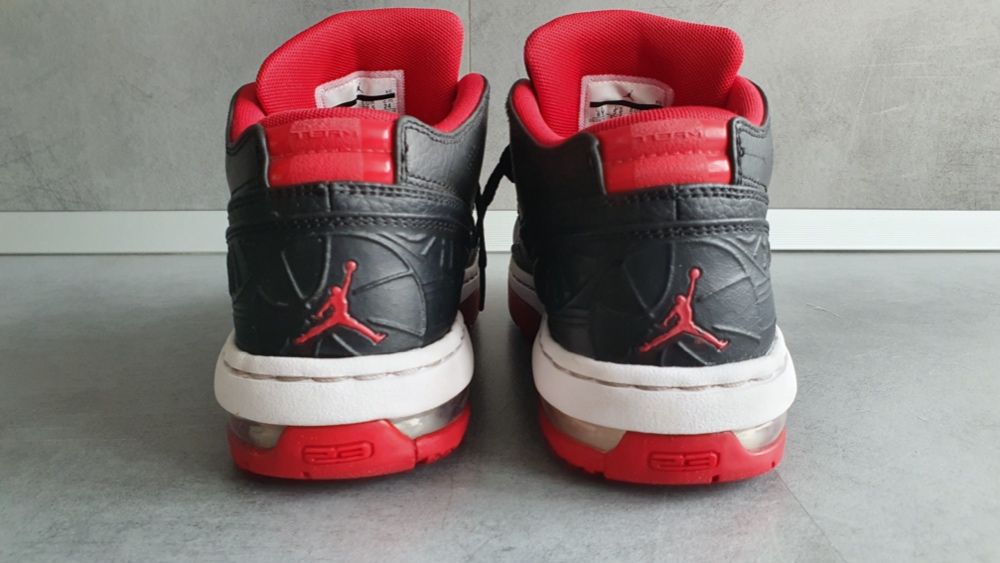 Nike Air Jordan Ol School Low (GS) Black Red Size 6Y