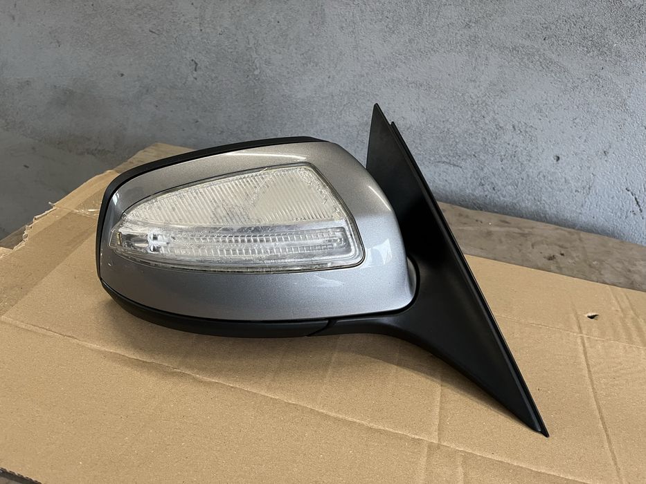 Lusterka prawe i lewe Mercedes W204 9+2PIN 792