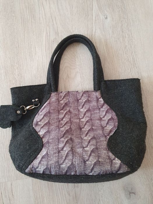 Продам сумочку з войлока/фетра/