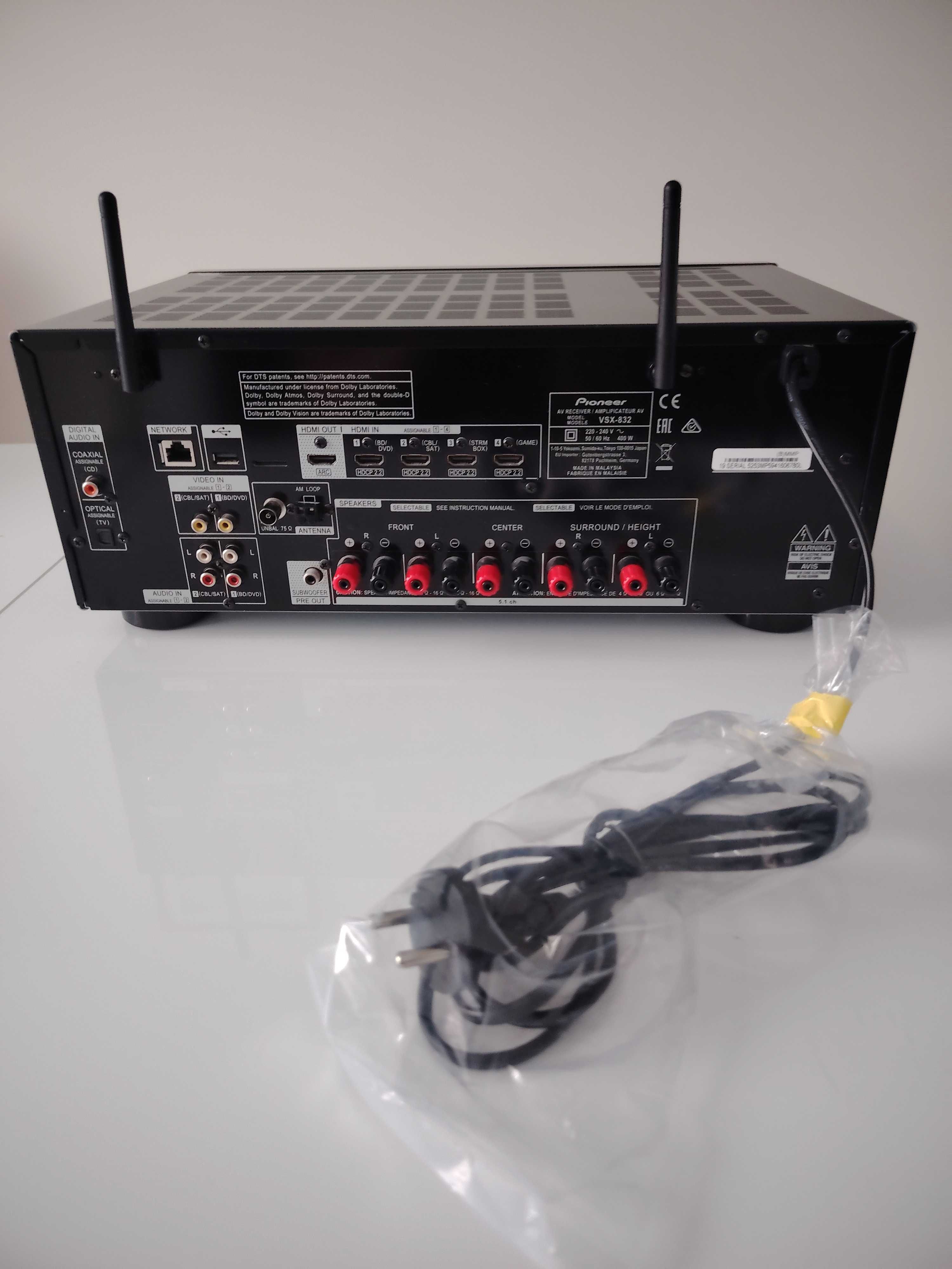 Amplituner Pioneer VSX-832