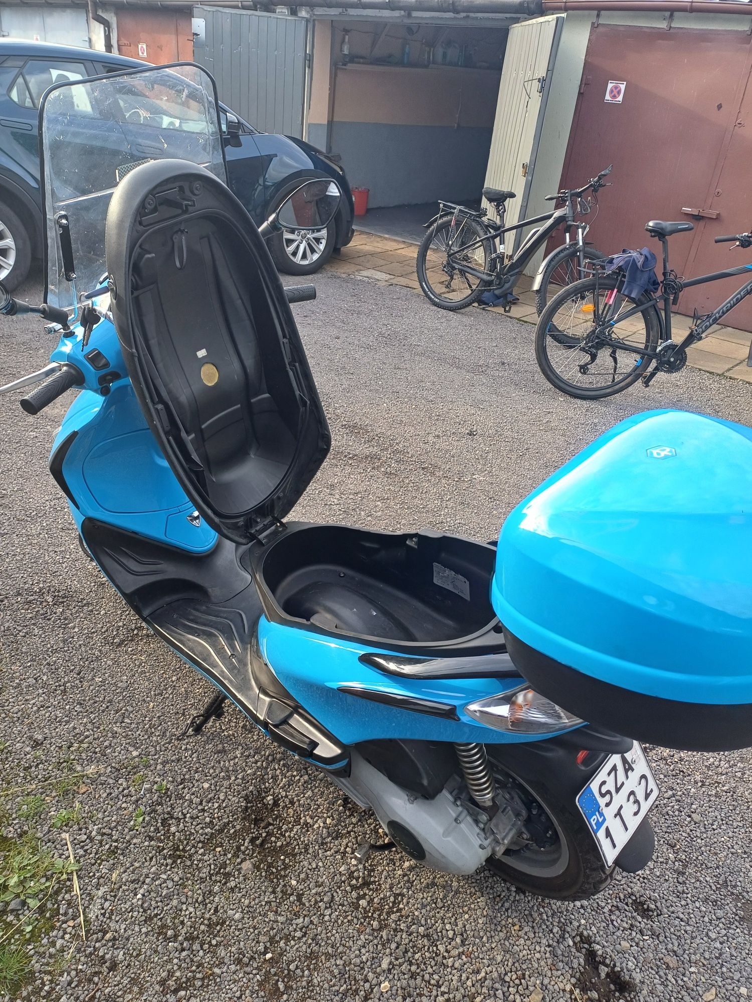 Skuter 125 Piaggio