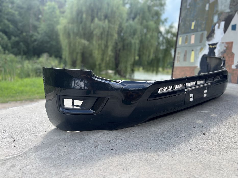 передний бампер Toyota Land Cruiser 300