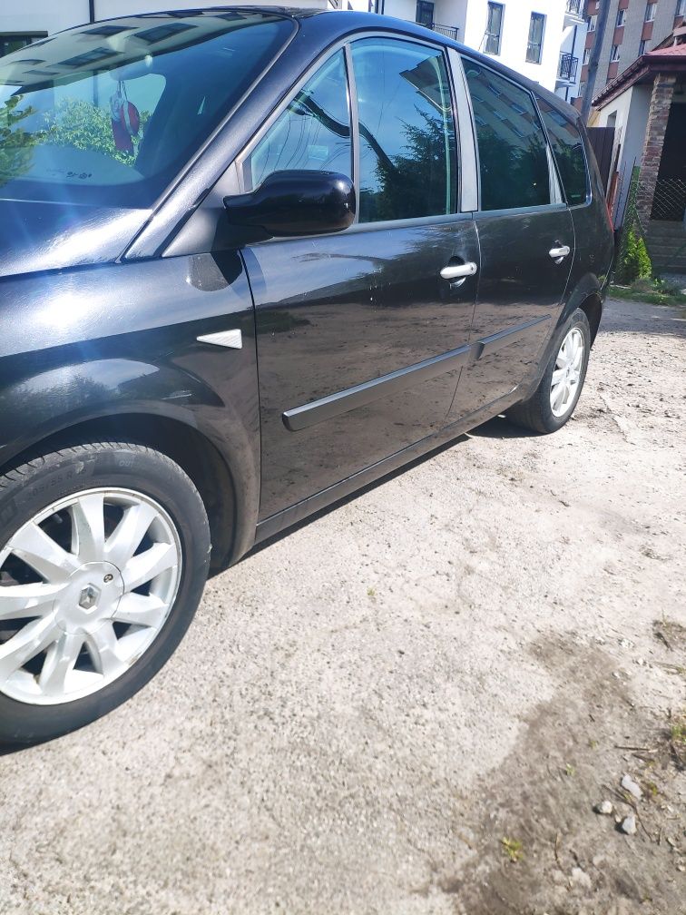 Renault grand scenic 2