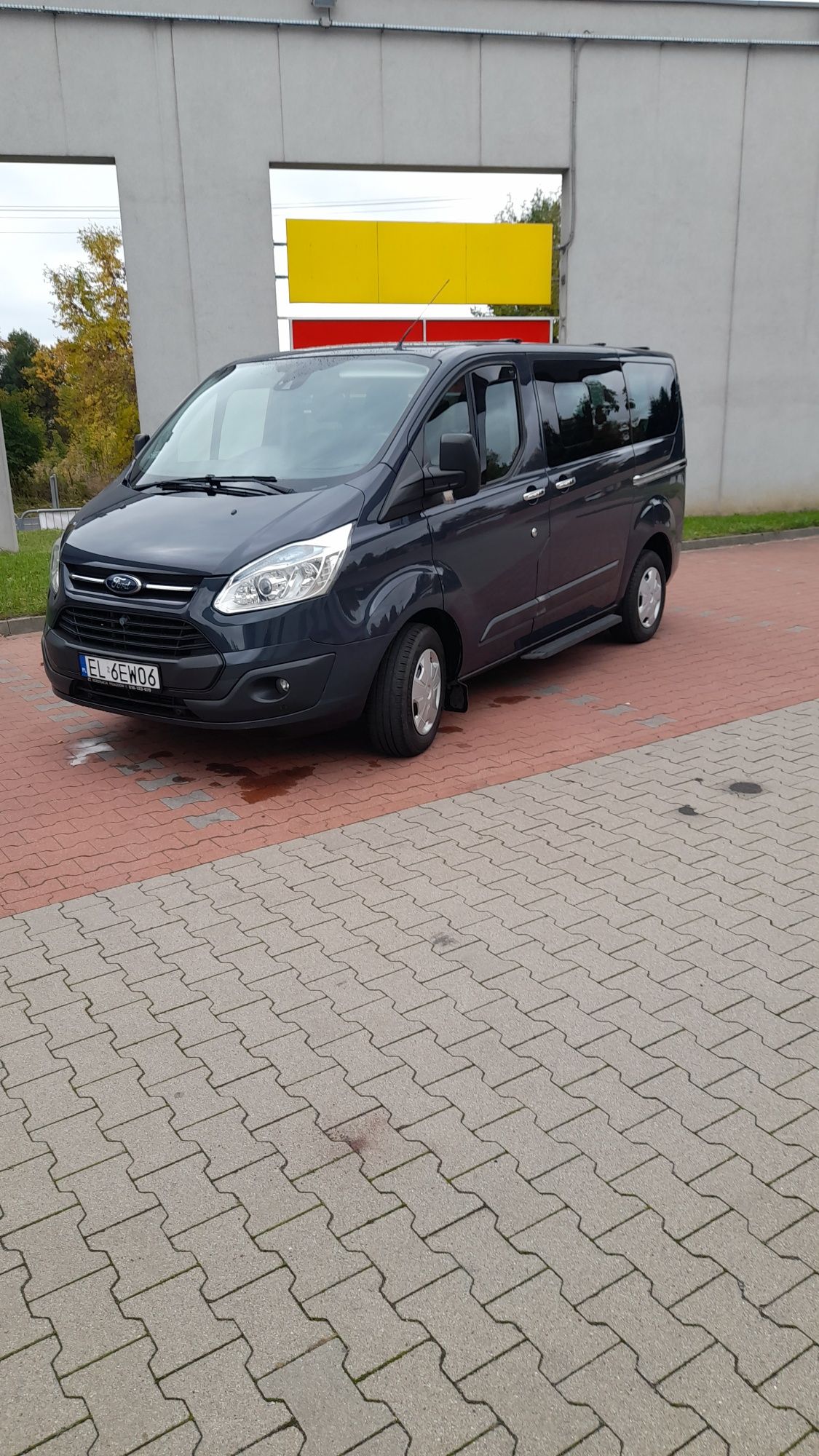 Ford Tourneo Custom 2.2 disel 9 miejsc.