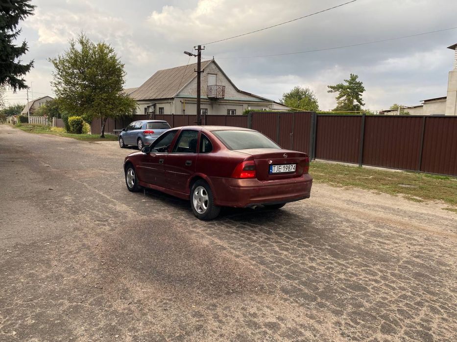Opel Vectra Restailing 1.8 бензин
