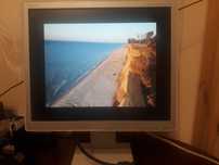 Комп'ютер -системний блок+монітор 17" NEC MultiSync 1760NX