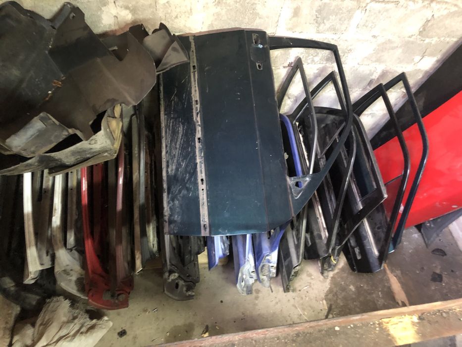 Двери мерседес 190 w201