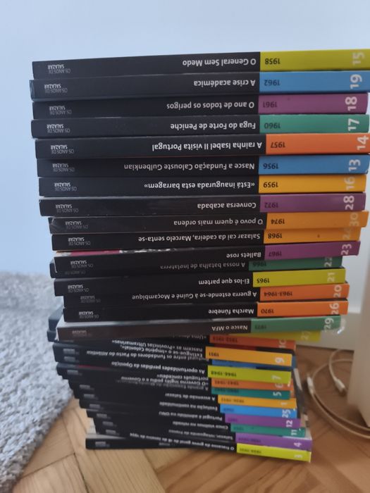 30 livros da coleção OS ANOS DE SALAZAR