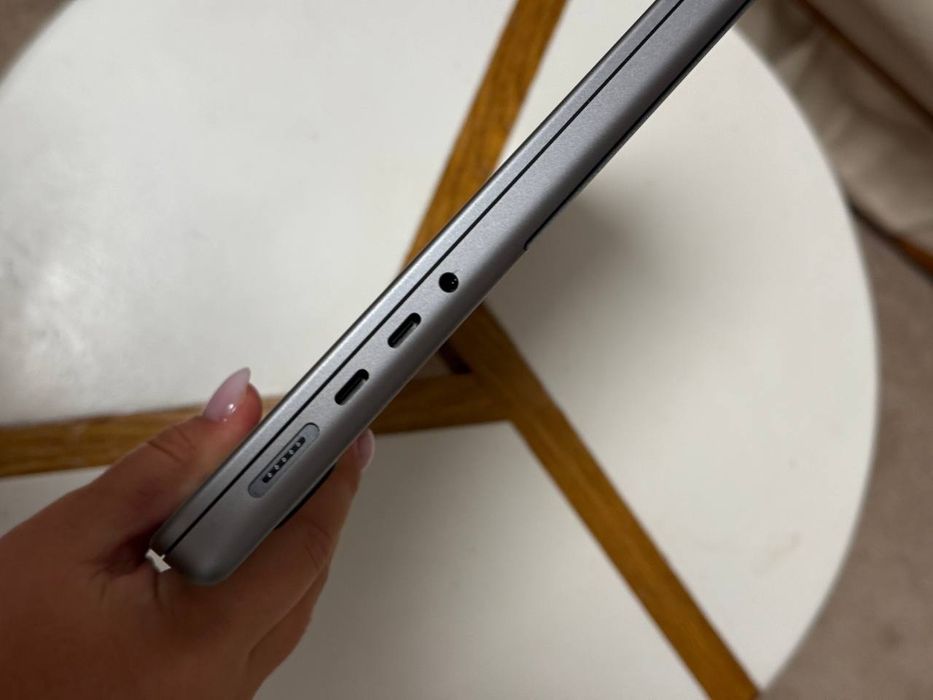 Macbook pro 14 2021 m1 pro/16/1tb