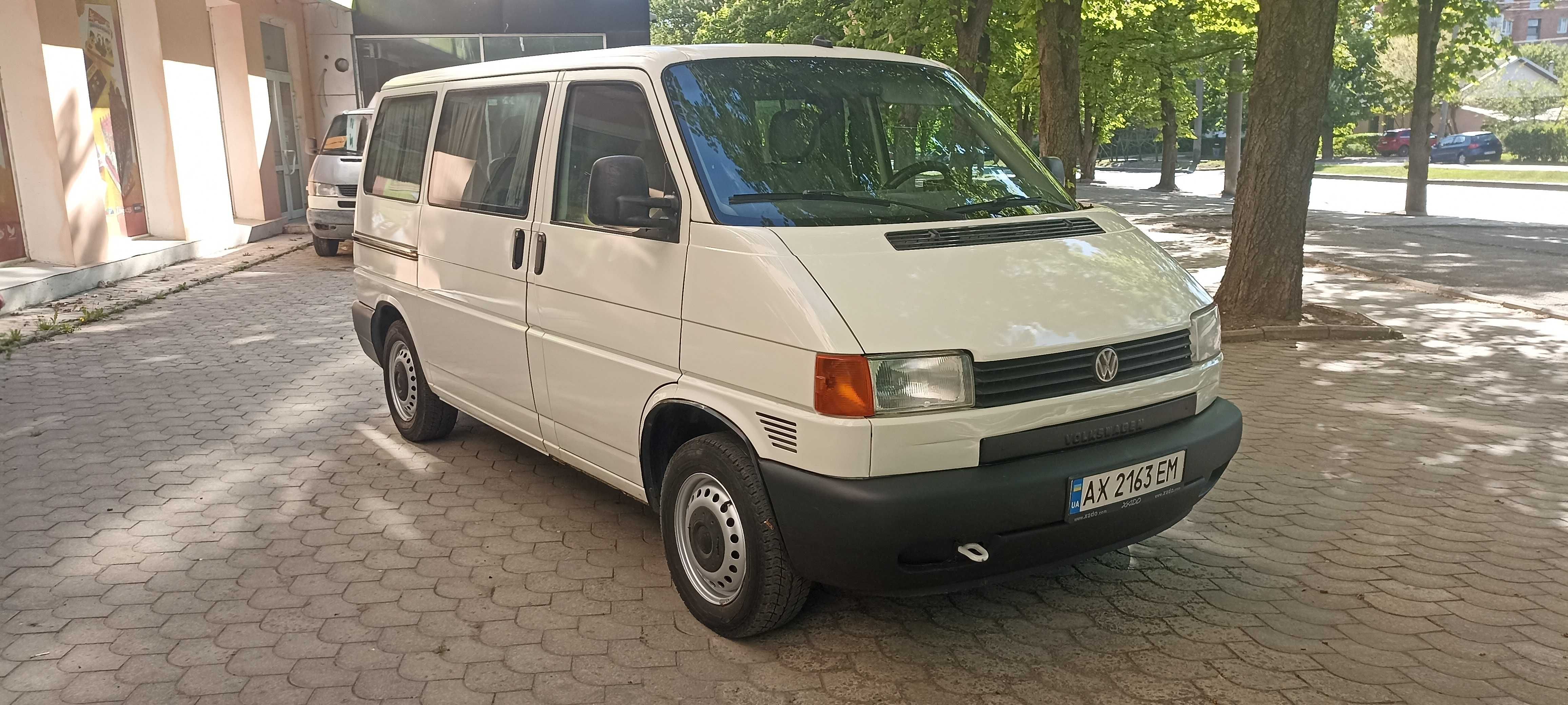 VOLKSWAGEN/Transporter 2002 р кондіціонер пасажир