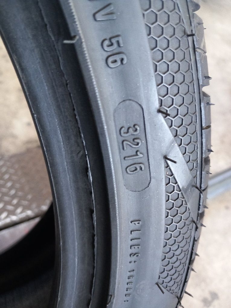 Pneus 255/35/19 Accelera 98% da totalidade do piso