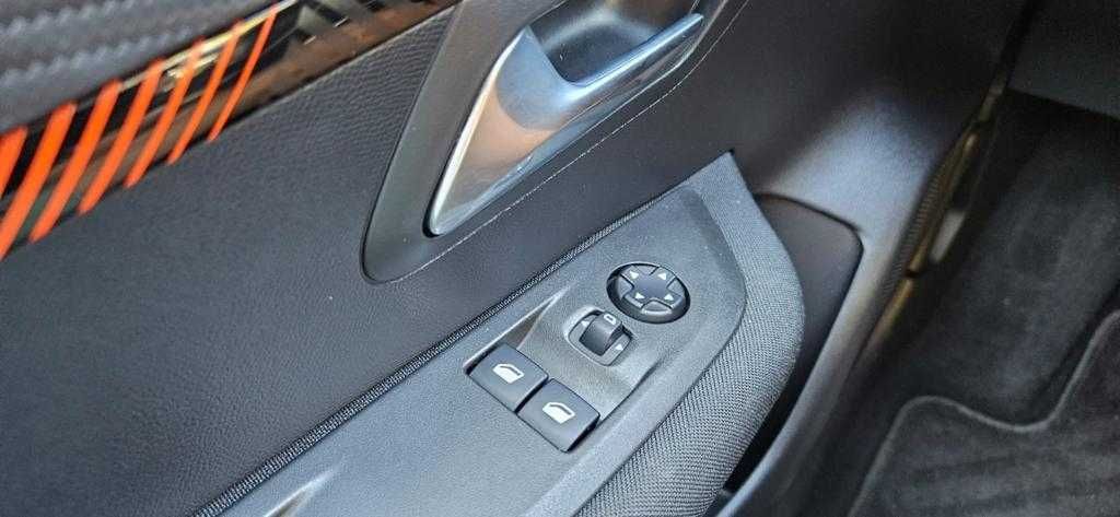 Empresa TVDE com Carro Elétrico