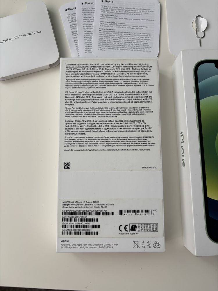 iPhone w idealnym stanie, z drobnymi defektami na obudowie