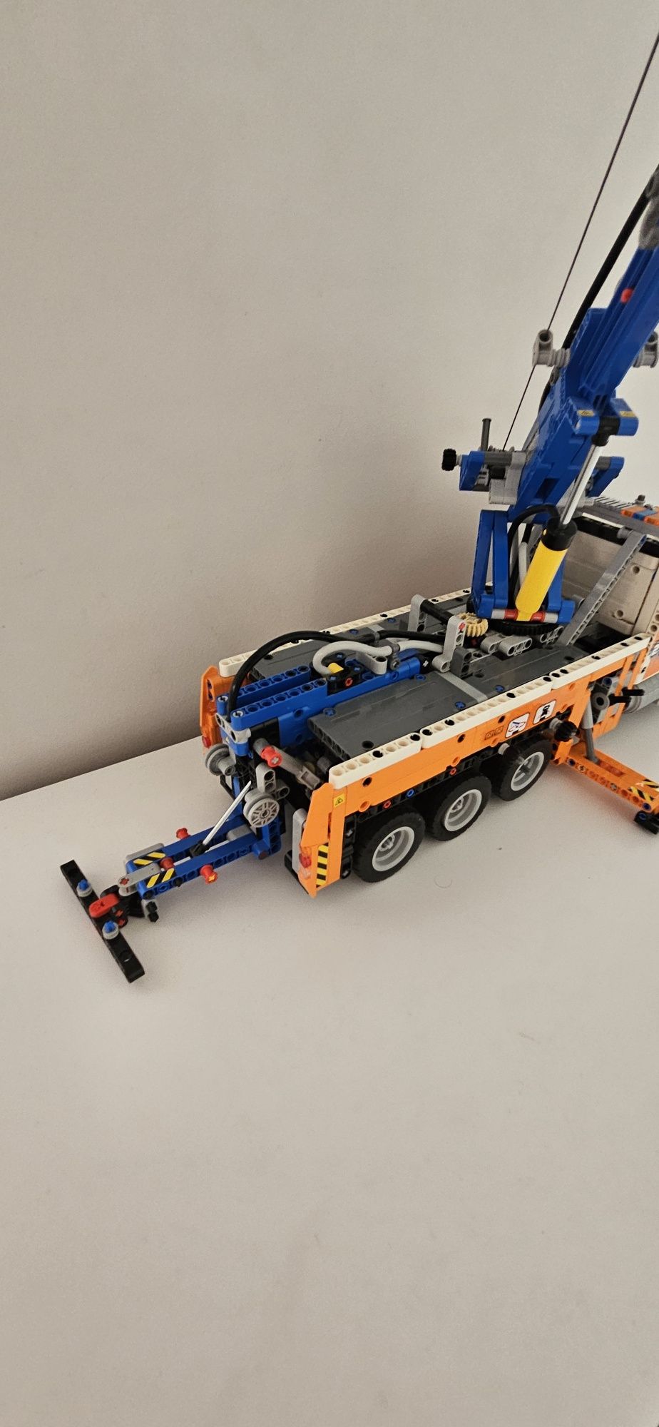 Lego technic pomoc drogowa 42128