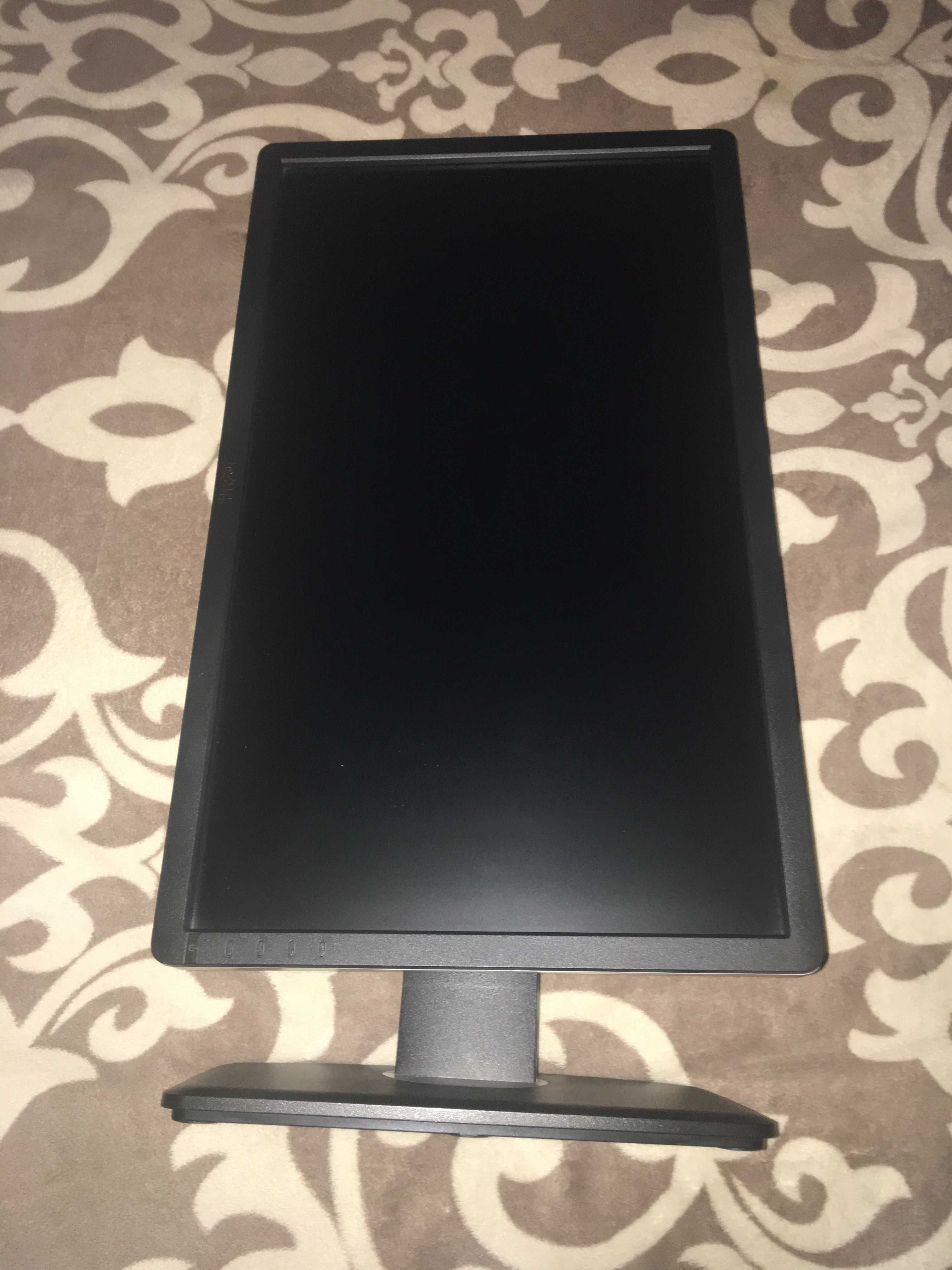 Монитор 23" DELL U2312HM IPS  (1920x1080) DP, DVI, VGA (Битые пиксели)