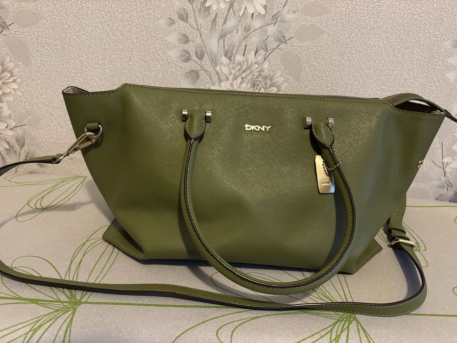 Сумка шкіряна DKNY
