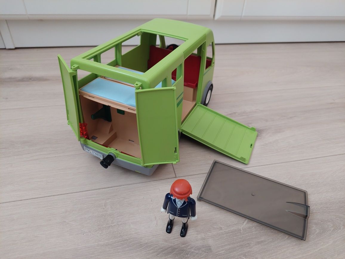 Pojazd do przewozu koni Playmobil Country