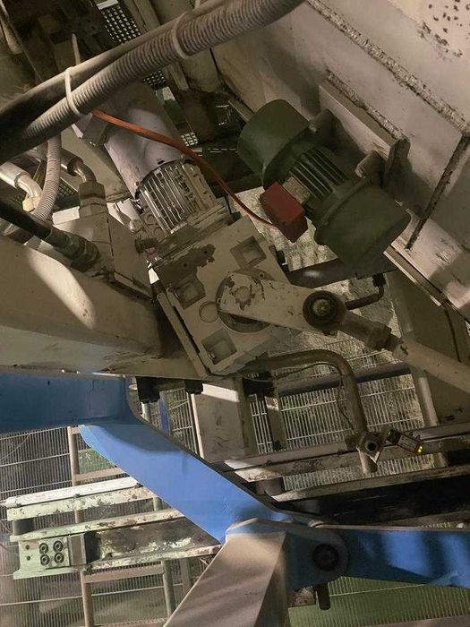 Wibroprasa stacjonarna HESS RH1500, rok 2005