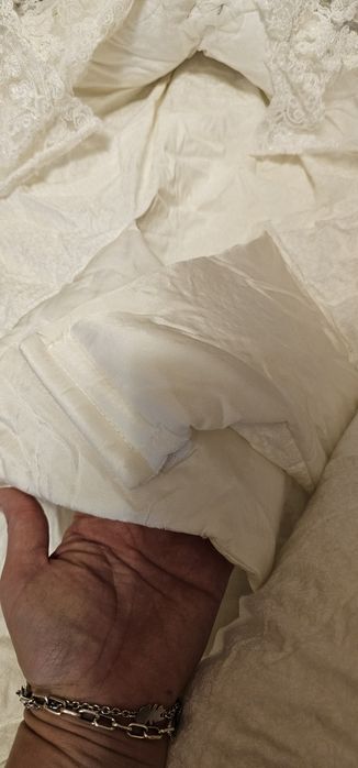 Конверт шовковий  утеплений на виписку для дівчинки