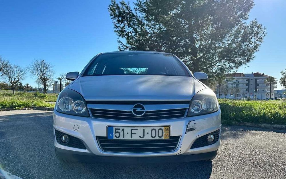 Opel Astra H 1.3 CDTi Hatchback